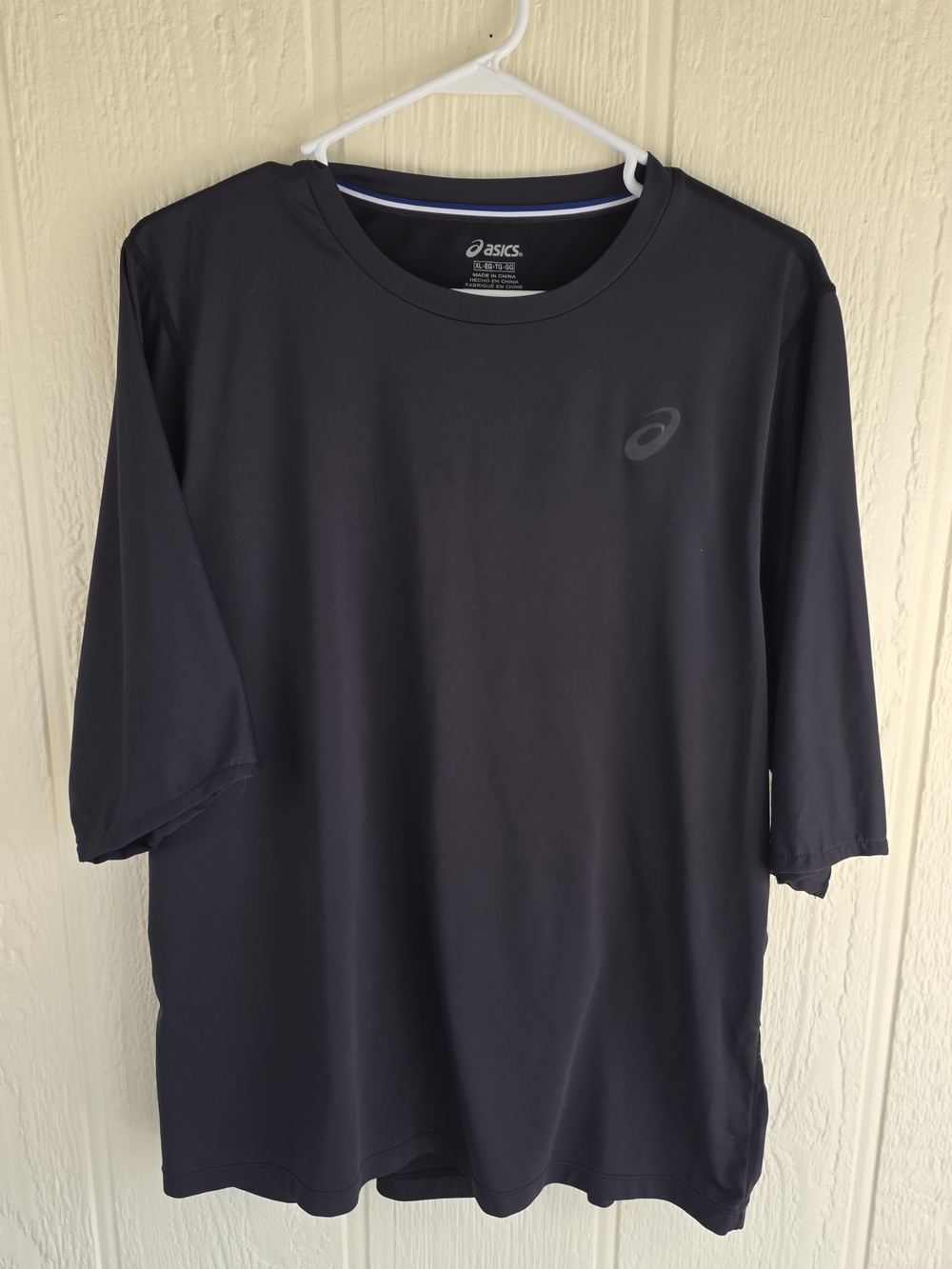 Men,s Asics Black Athletic Tee, Size XL
